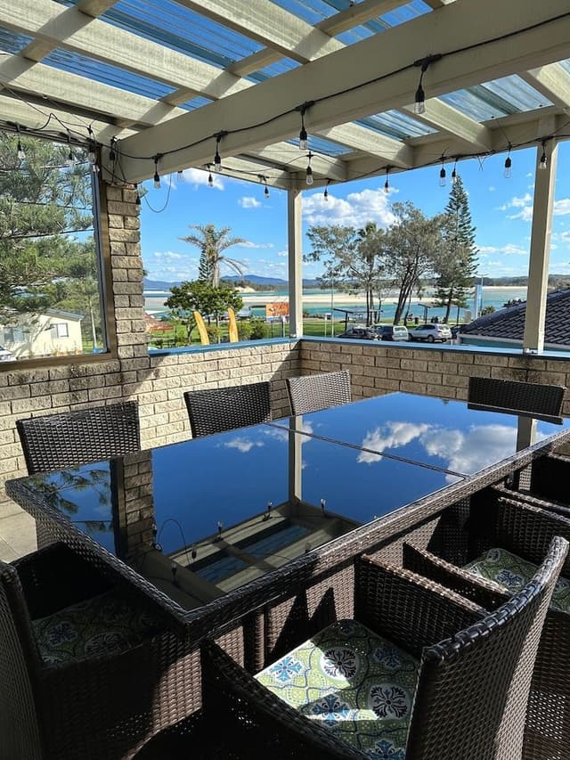 Comfort Apartment, 3 Bedrooms, Partial Ocean View