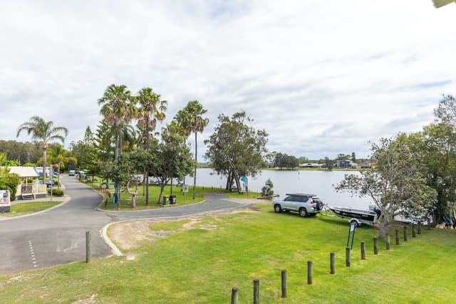 Villa, 3 Bedrooms, Lake View