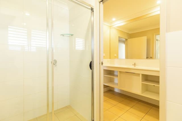 Villa, 3 Bedrooms, Lake View