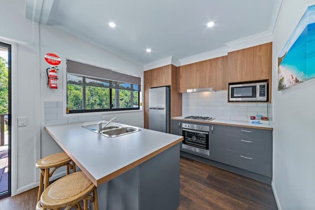 Deluxe 2 Bedroom Cabin