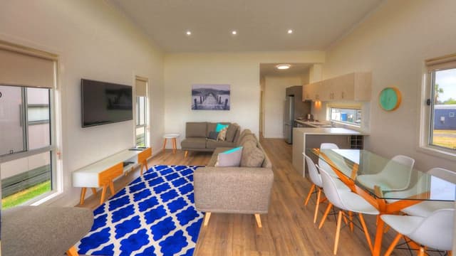 3 Bedroom Pool View Cabin