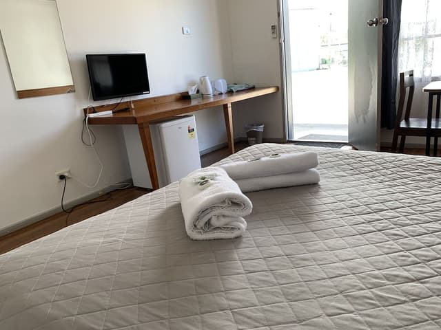 Standard Double Room, 1 Queen Bed