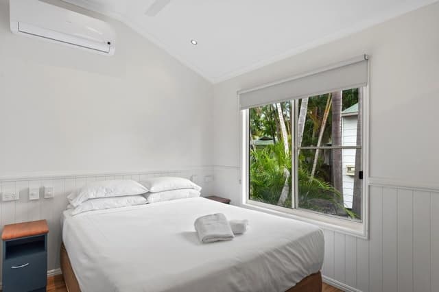 Deluxe 2 Bedroom Cabin