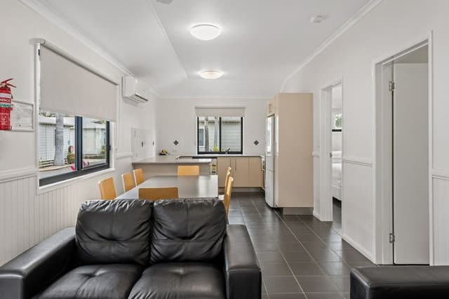 Deluxe 3 Bedroom Cabin