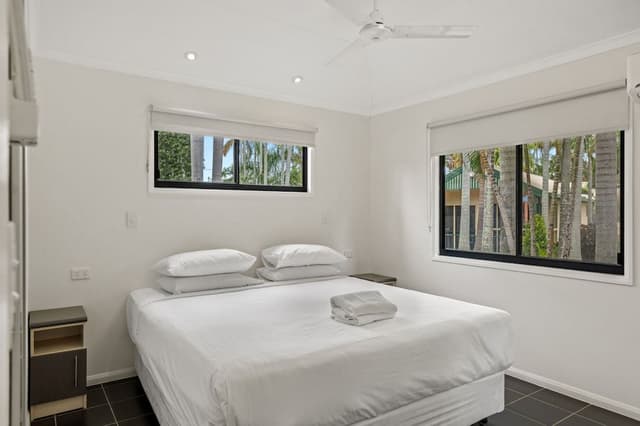 Deluxe 3 Bedroom Cabin
