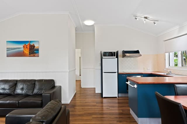 Deluxe 2 Bedroom Cabin