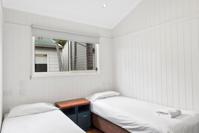 Deluxe 2 Bedroom Cabin