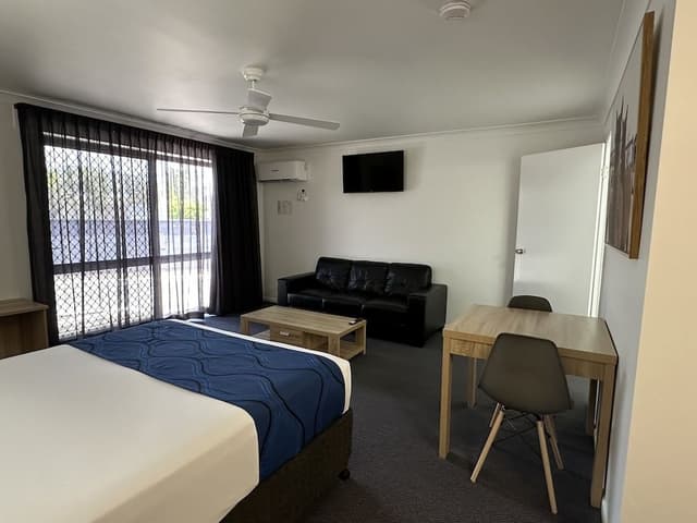 Executive Room, 1 Queen Bed, Non Smoking, Jetted Tub