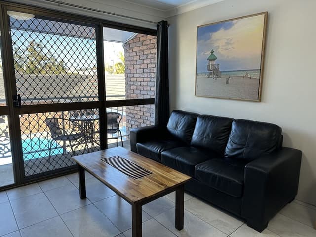 Standard Room, 1 Queen Bed, Non Smoking, Balcony (Standard Queen Room)