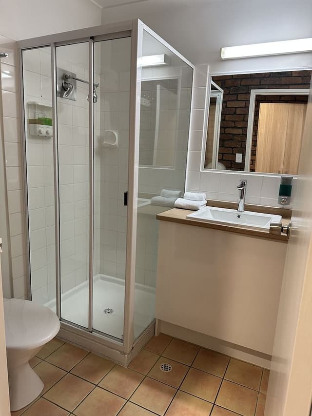 Standard Room, 1 Queen Bed, Non Smoking, Balcony (Standard Queen Room)