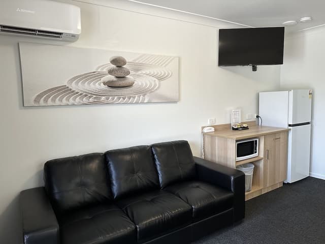 Executive Room, 1 Queen Bed, Non Smoking, Jetted Tub