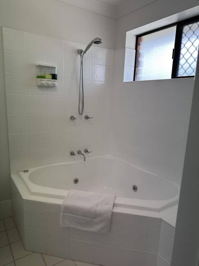 Executive Room, 1 Queen Bed, Non Smoking, Jetted Tub