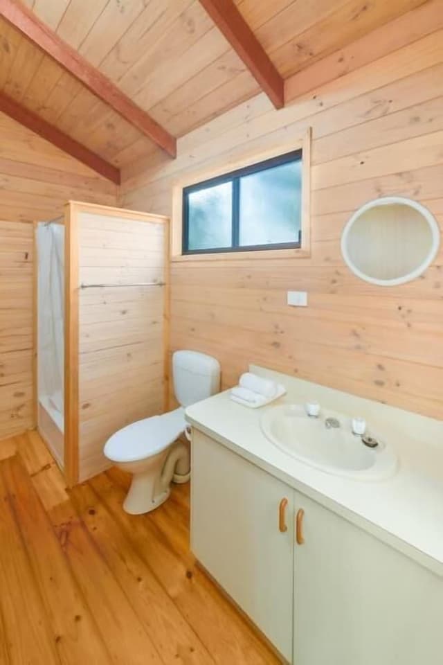 Standard Cabin