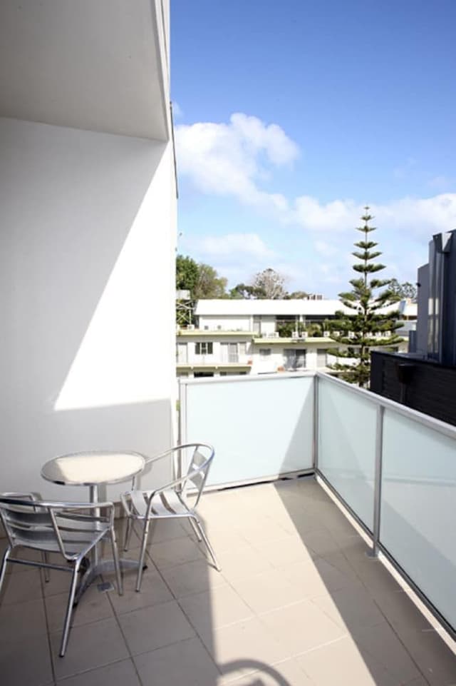 Executive Studio (2 Person)