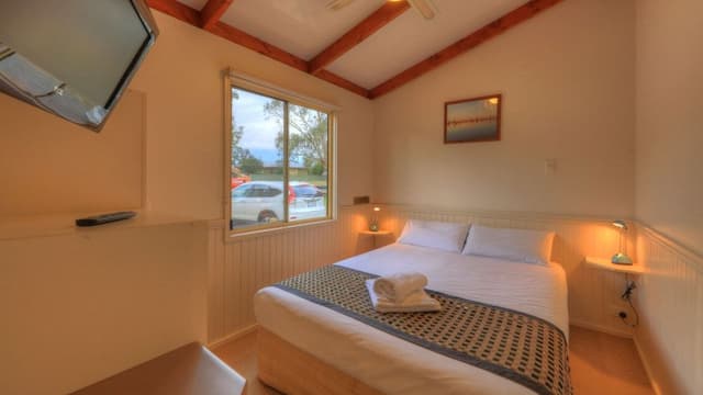 Family Cabin, 2 Bedrooms, River View