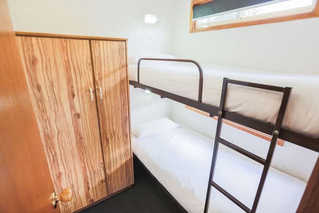 One Bedroom Cottage - Four Berth