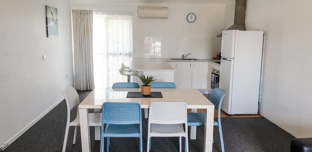 1 Bedroom Large Family Unit