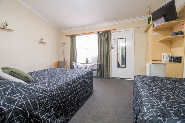 Standard Twin Room