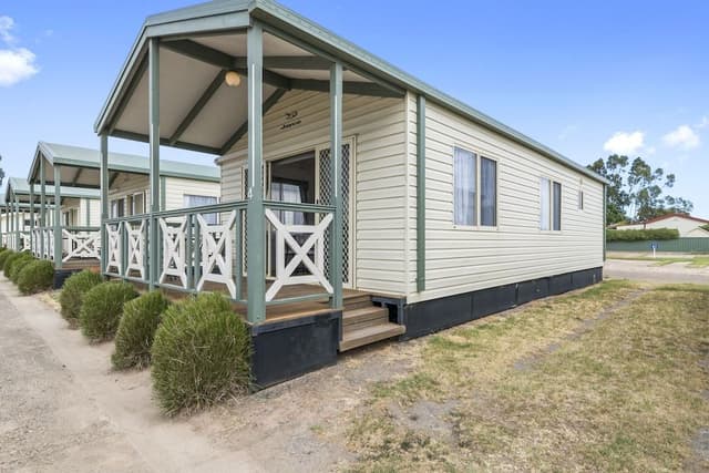 3 Bedroom Family Cabin
