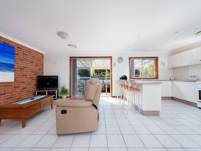 Family Duplex, 3 Bedrooms, Accessible, Courtyard Area