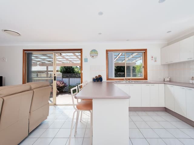 Family Duplex, 3 Bedrooms, Accessible, Courtyard Area