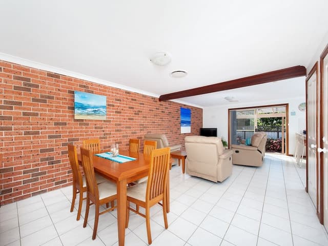 Family Duplex, 3 Bedrooms, Accessible, Courtyard Area