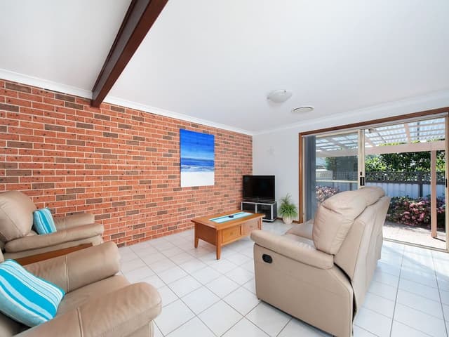 Family Duplex, 3 Bedrooms, Accessible, Courtyard Area