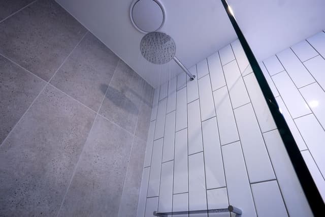 Two Bedrooms Two Bathrooms Executive Apartment with Balcony