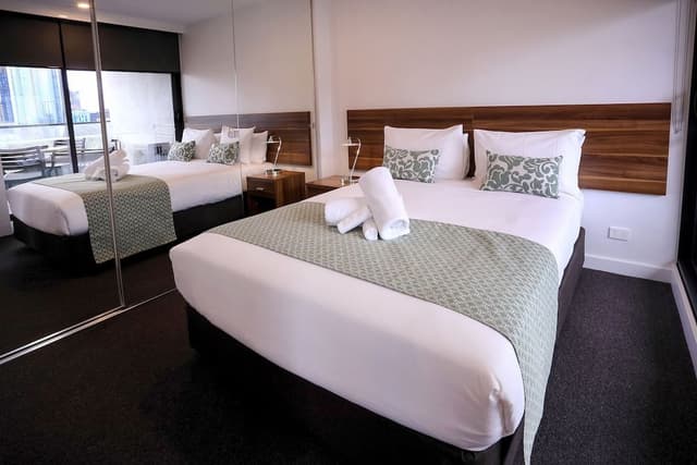 Two Bedrooms Two Bathrooms Executive Apartment with Balcony