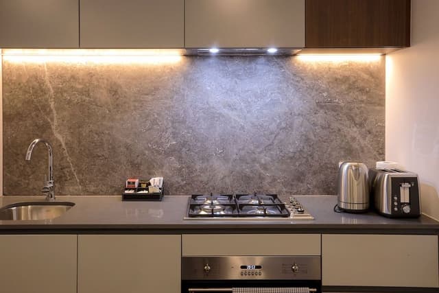 Two Bedrooms Two Bathrooms Executive Apartment with Balcony