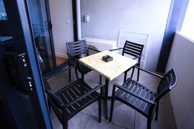 Two Bedrooms Two Bathrooms Executive Apartment with Balcony