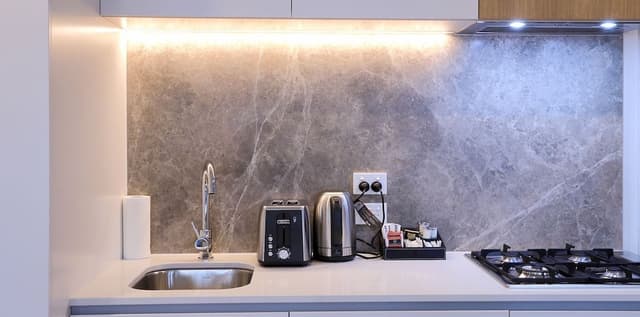 Two Bedrooms Two Bathrooms Executive Apartment with Balcony