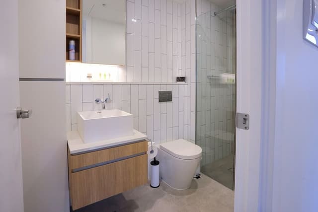 Two Bedrooms Two Bathrooms Executive Apartment with Balcony