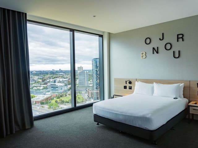 Standard Room, 1 Queen Bed, Accessible