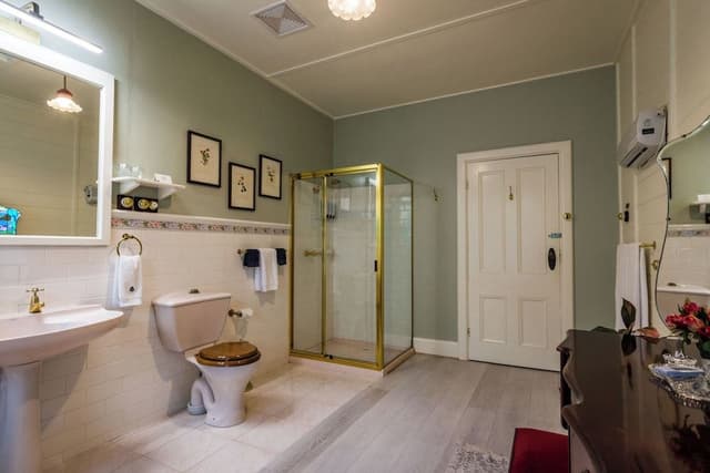 Standard Room, Non Smoking (Suite 2)
