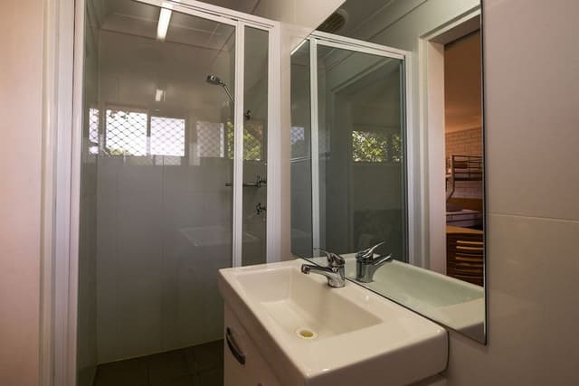 Motel Unit 5 Pax