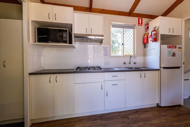 Family Budget Cabin 5 Pax