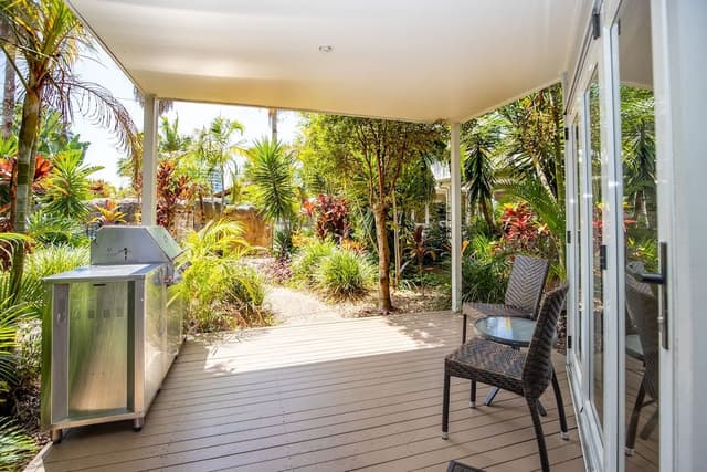 Townhouse Lagoon Villa