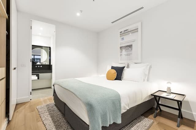 One Bedroom Deluxe Apartment