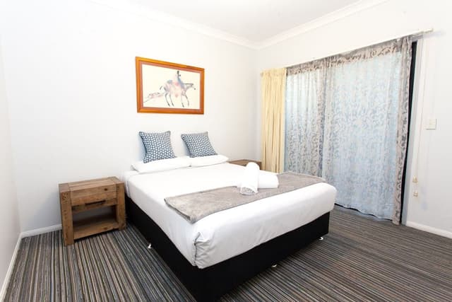 2 Bedroom