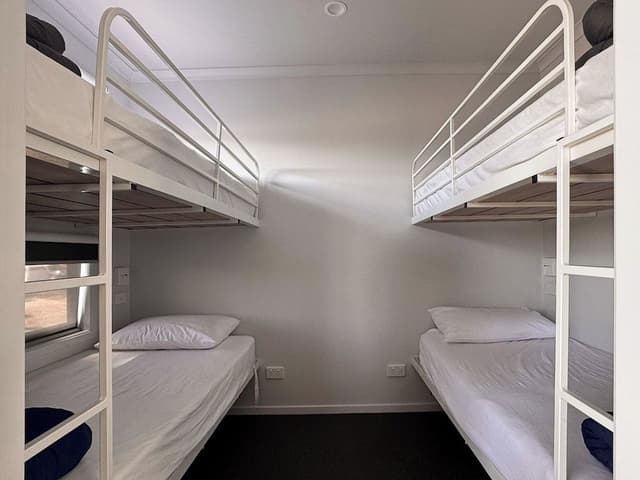 Classic Cabin Sleeps 6