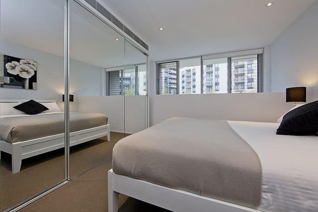 Apartment, 1 Bedroom (6/3 Burbury Close)