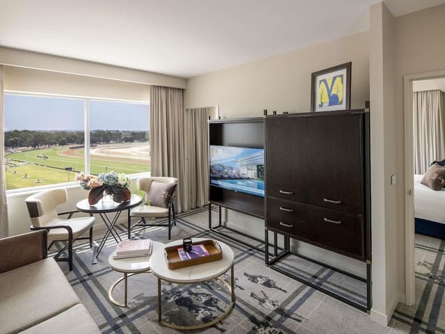 Executive Suite, 1 King Bed