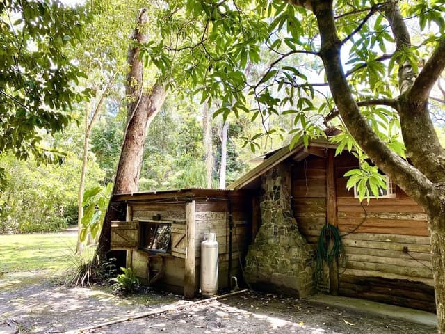 Pioneer Traditional Cabin