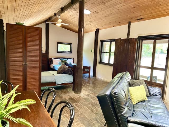 Pioneer Traditional Cabin
