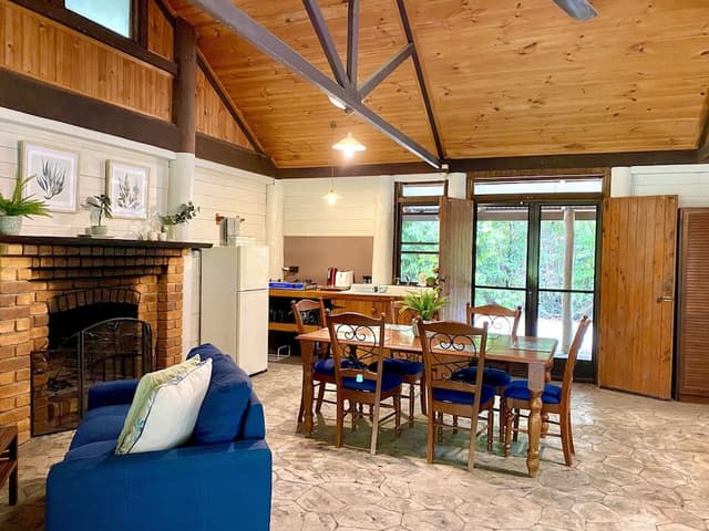 Ironbark Romantic Cabin