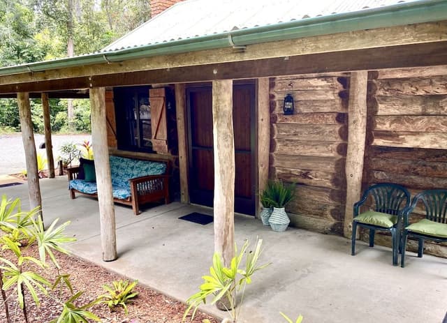 Ironbark Romantic Cabin