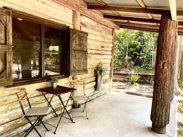 Pioneer Traditional Cabin