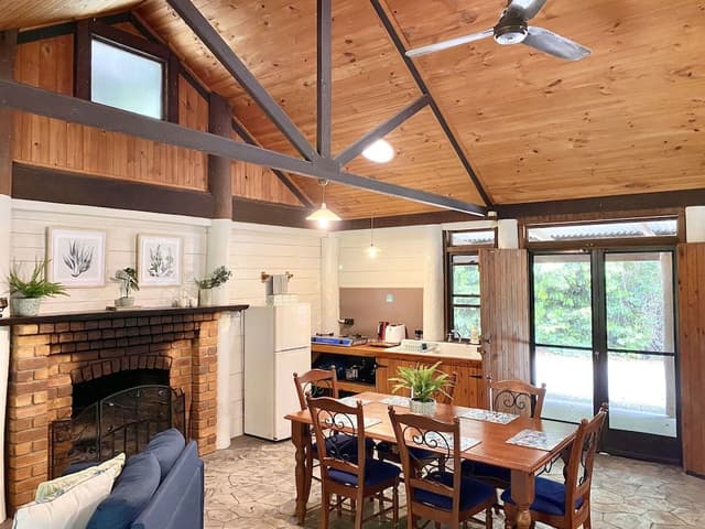 Ironbark Romantic Cabin