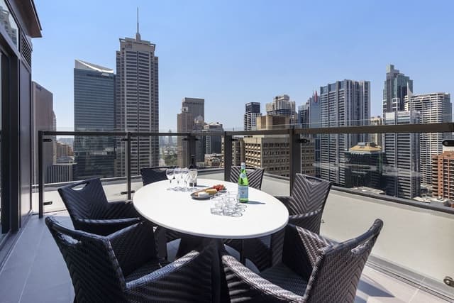 3 Bedroom City Suite